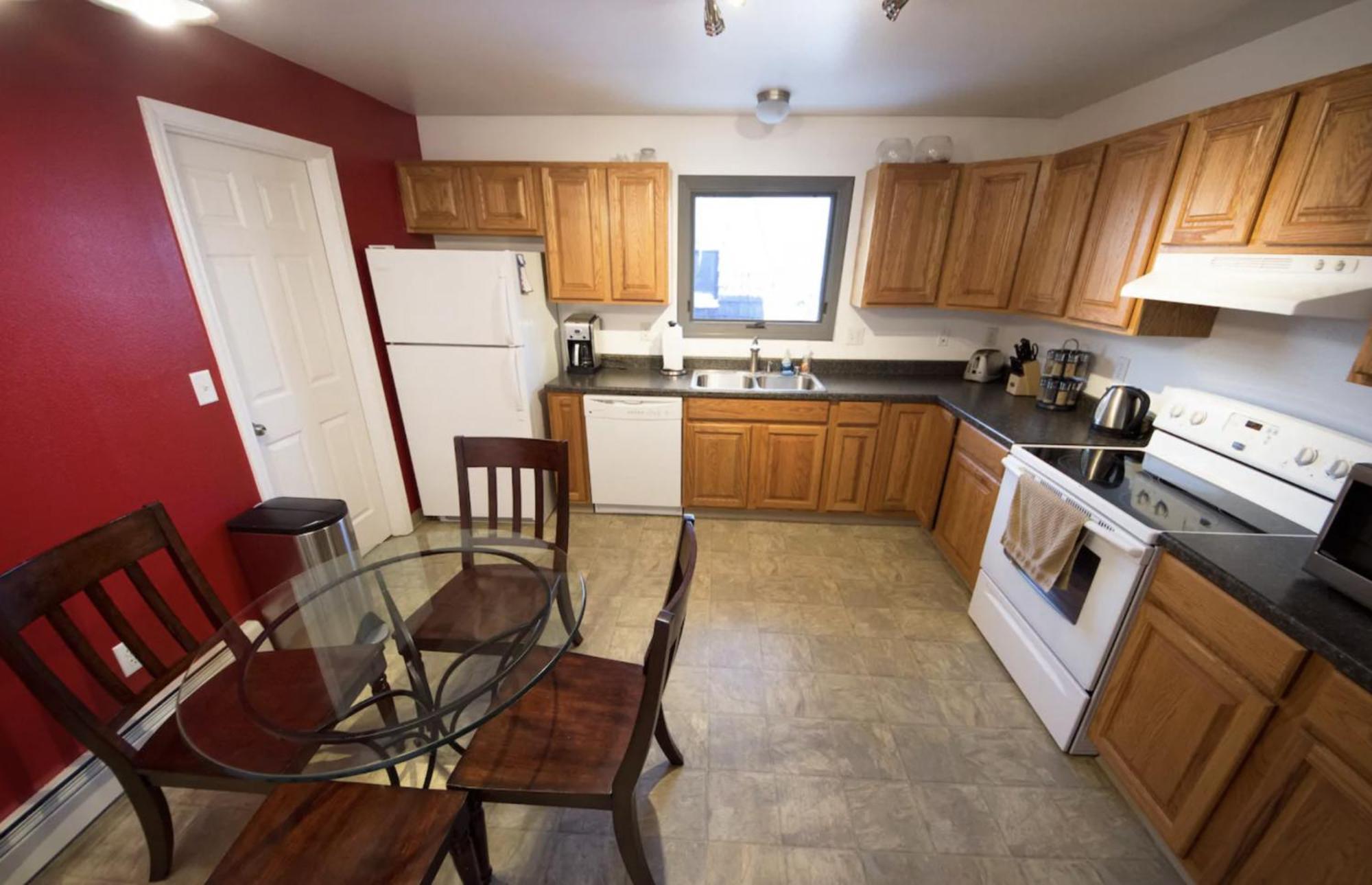 Stay Anchorage! Furnished Two Bedroom Apartments With High Speed Wifi Rom bilde