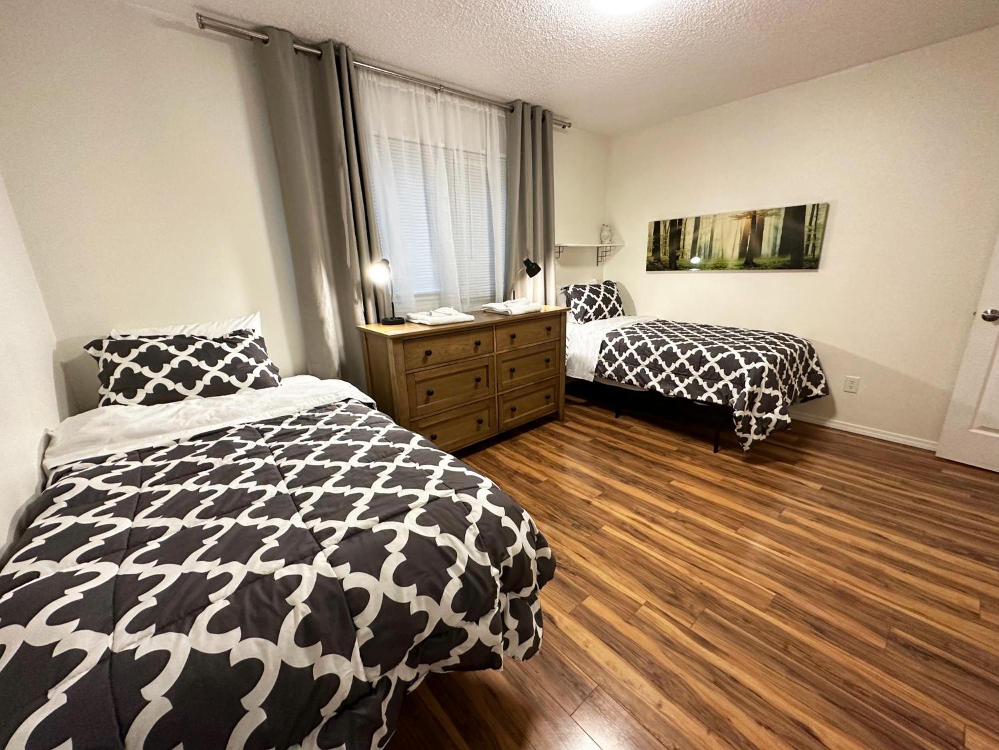 Stay Anchorage! Furnished Two Bedroom Apartments With High Speed Wifi Rom bilde